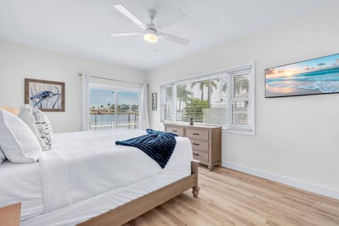 Salty Kisses House in Indian Rocks Beach