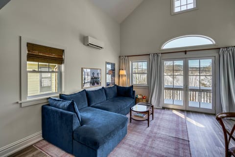 Lakefront Escape with Dock! Hudson Valley Home House in Copake Lake