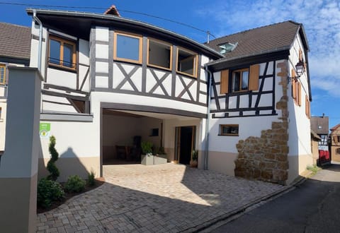 Property building, Day