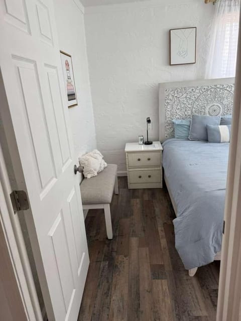 2 bedroom, 1 bath in Downtown Brooksville Apartment in Brooksville