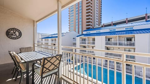 Sugar Beach 326 Premier 3 Bedroom Condo Apartment in Orange Beach