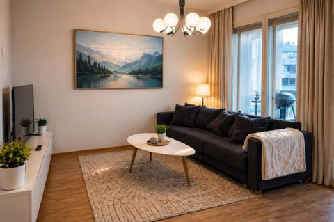 Communal lounge/ TV room, TV and multimedia, Living room