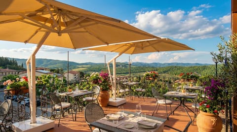 View (from property/room), Balcony/Terrace, Mountain view