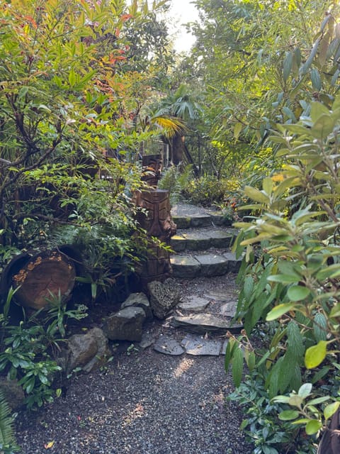 Magnolia Petal Accommodation Bed and Breakfast in Galiano Island