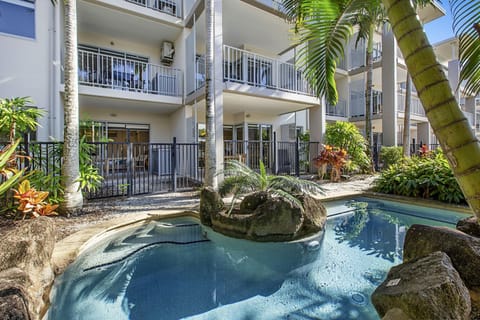 Property building, Swimming pool