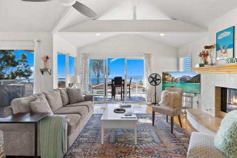 Golden Hour by Coastline Vacation Rentals House in Cardiff