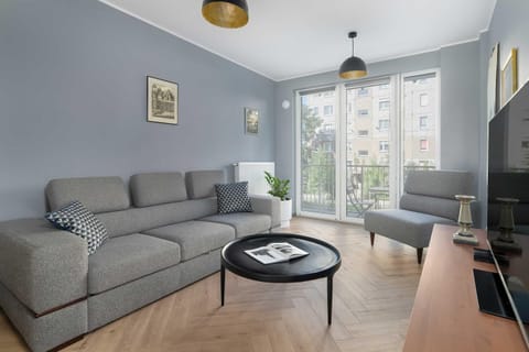 Communal lounge/ TV room, TV and multimedia, Living room, Seating area