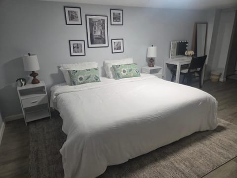 Lakeside Retreat You'll Love! House in Old Hickory