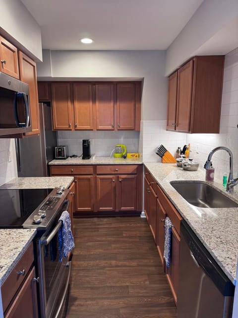 Kitchen or kitchenette, dishwasher, pet friendly, stove, toaster