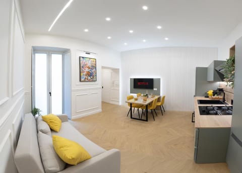 Communal lounge/ TV room, TV and multimedia, Living room, Seating area