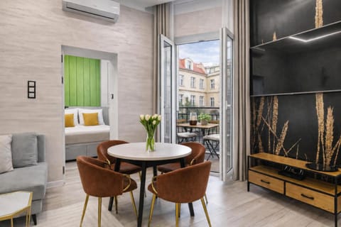 Balcony/Terrace, Photo of the whole room, Bedroom