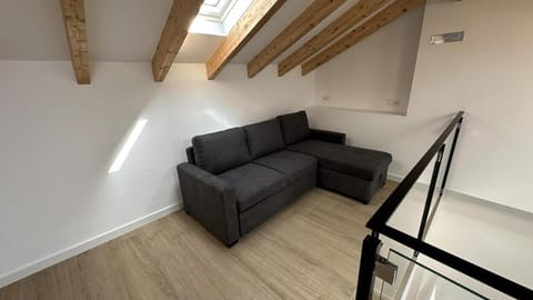 GRAV19, Beautiful restored duplex near to the beach House in Villajoyosa