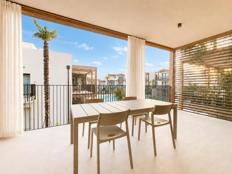View (from property/room), Balcony/Terrace