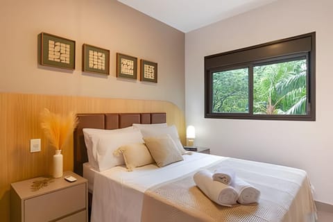 View (from property/room), Photo of the whole room, Bedroom