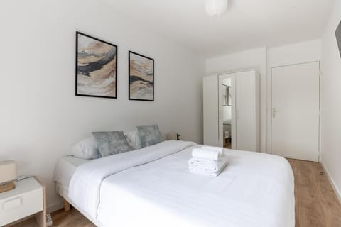 Sublime appartement terrasse stade de France 6P Apartment in Saint-Denis, France