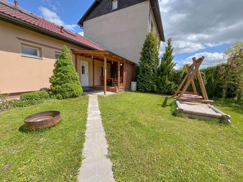 Property building, Garden, Garden