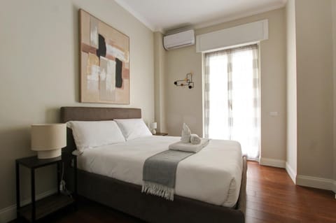 Bed, Photo of the whole room, Bedroom, air conditioner