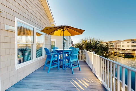 OIB01 The Suncatcher House in Ocean Isle Beach
