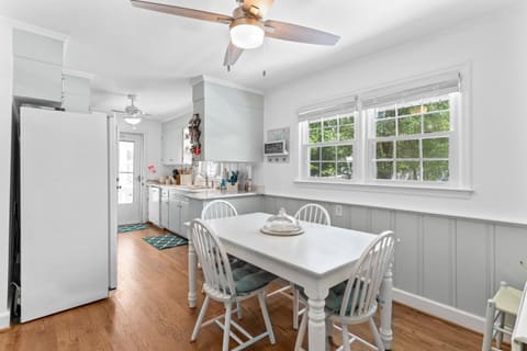 OIB30 Isle Getaway off the Island House in Ocean Isle Beach