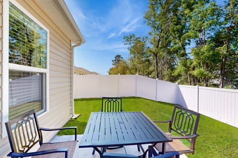 OIB76 Whispering Waves House in Ocean Isle Beach