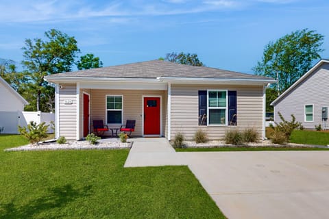 OIB76 Whispering Waves House in Ocean Isle Beach