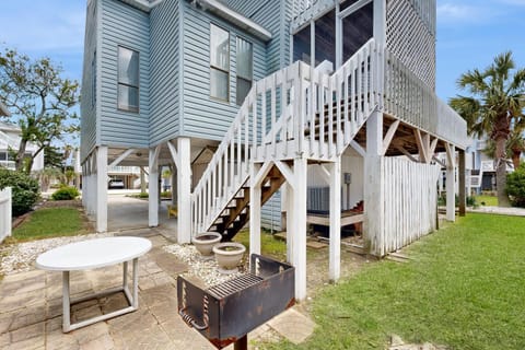 SB19 Shell Box III House in Sunset Beach