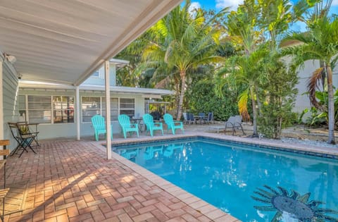 Lazy Cabana- Pool Canal Wilton Drive Apartment in Wilton Manors