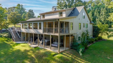 Lake Ranch Farm Stay in Lake Lanier