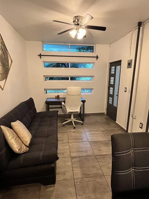 Departamento 3 Moderno y Céntrico con WiFi, Aire acondicionado y parking Apartment in Cuautla