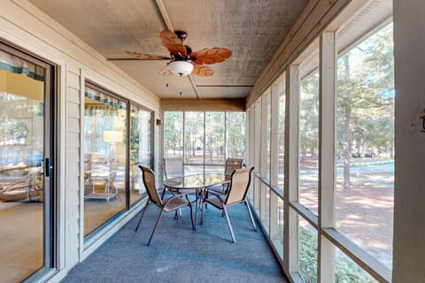 SB48 The Caddy Corner House in Sunset Beach