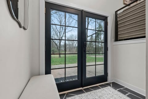 Facade/entrance, Day, Natural landscape, Seating area, Garden view