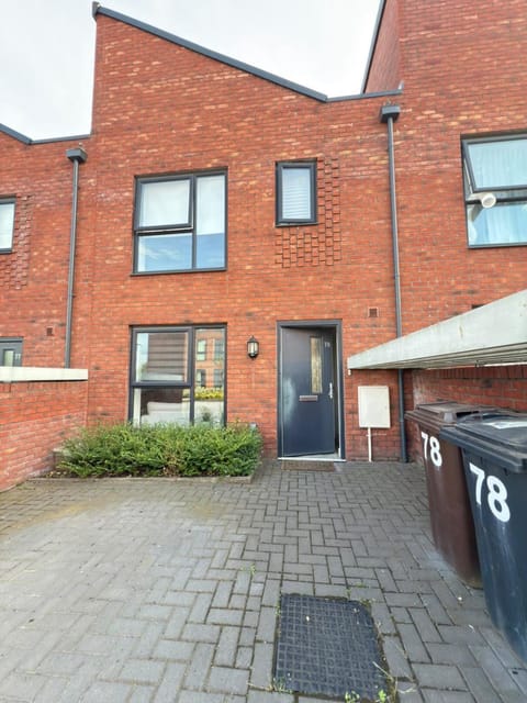 Cozy room Vacation rental in Wolverhampton