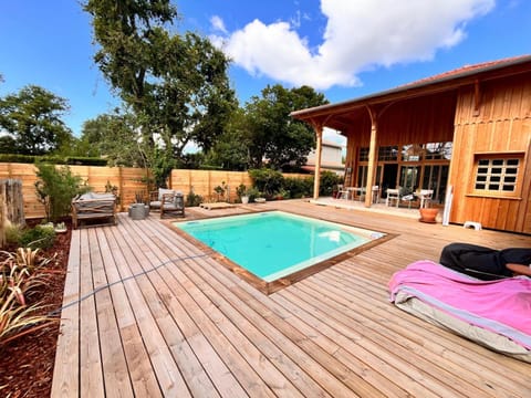 Patio, Swimming pool