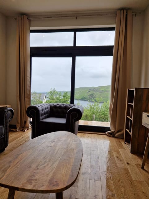 Elegant Cottage by Fairy pools 5 Apartment in Scotland