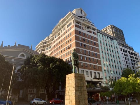 Property building, Location