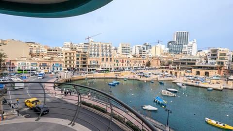 Nearby landmark, View (from property/room), City view, Sea view, Location