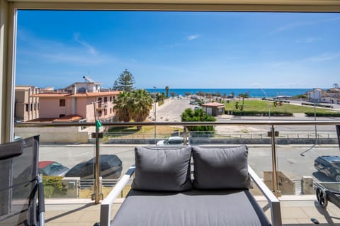 Property building, View (from property/room), Balcony/Terrace
