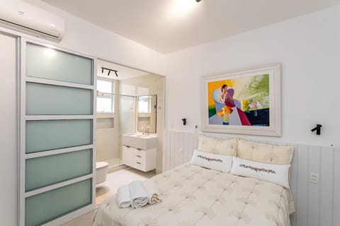 Nardete · Leme 300m praia: 2 quartos, modernidade e conforto Apartment in Rio de Janeiro