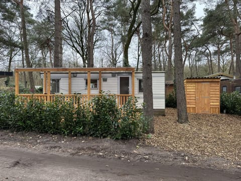Property building, Facade/entrance, Off site