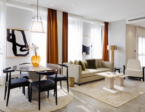 TV and multimedia, Living room, Dining area