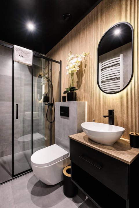 Cosy Corner - Krowoderska Apartments - by Upstairs Apartment in Krakow