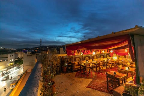 Restaurant/places to eat, Night, View (from property/room), Balcony/Terrace
