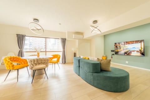 TV and multimedia, Living room, Dining area