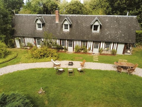 Property building, Garden, Garden, Garden view