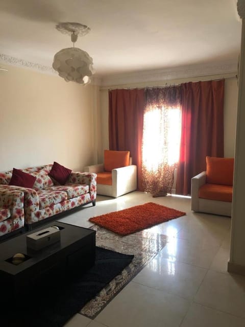 Living room, Photo of the whole room, Seating area