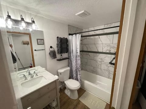 Sun Meadows Cozy Kirkwood Ski In out Studio Apartment in Kirkwood