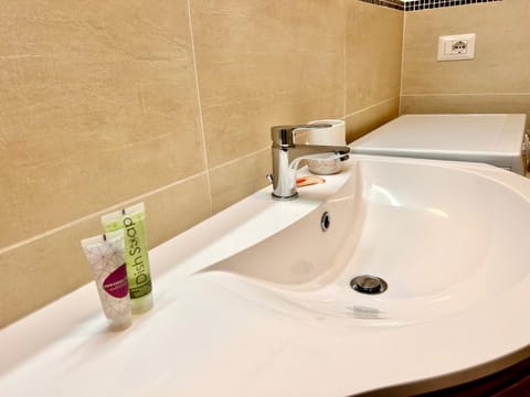 Bilo PESARO VICINO AL MARE CON ARIA CONDIZIONATA E IN CENTRO Apartment in Marcelli