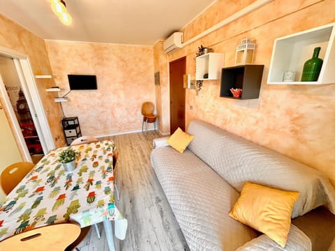 Bilo PESARO VICINO AL MARE CON ARIA CONDIZIONATA E IN CENTRO Apartment in Marcelli