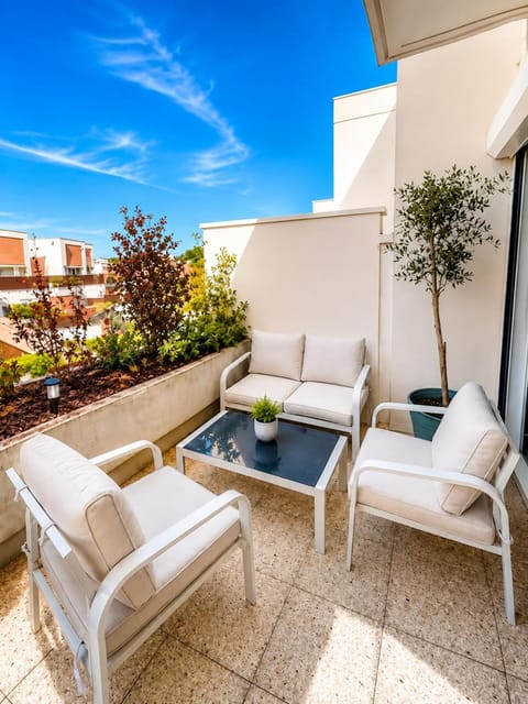 Patio, Balcony/Terrace