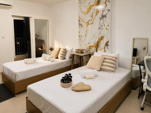 Bed, Bedroom, wardrobe